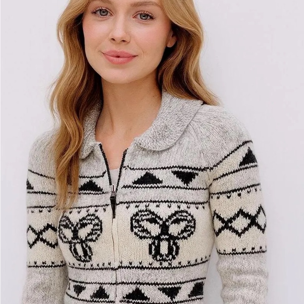 TNA Gray and Black Patterned Women's Cardigan - Picture 7 of 7